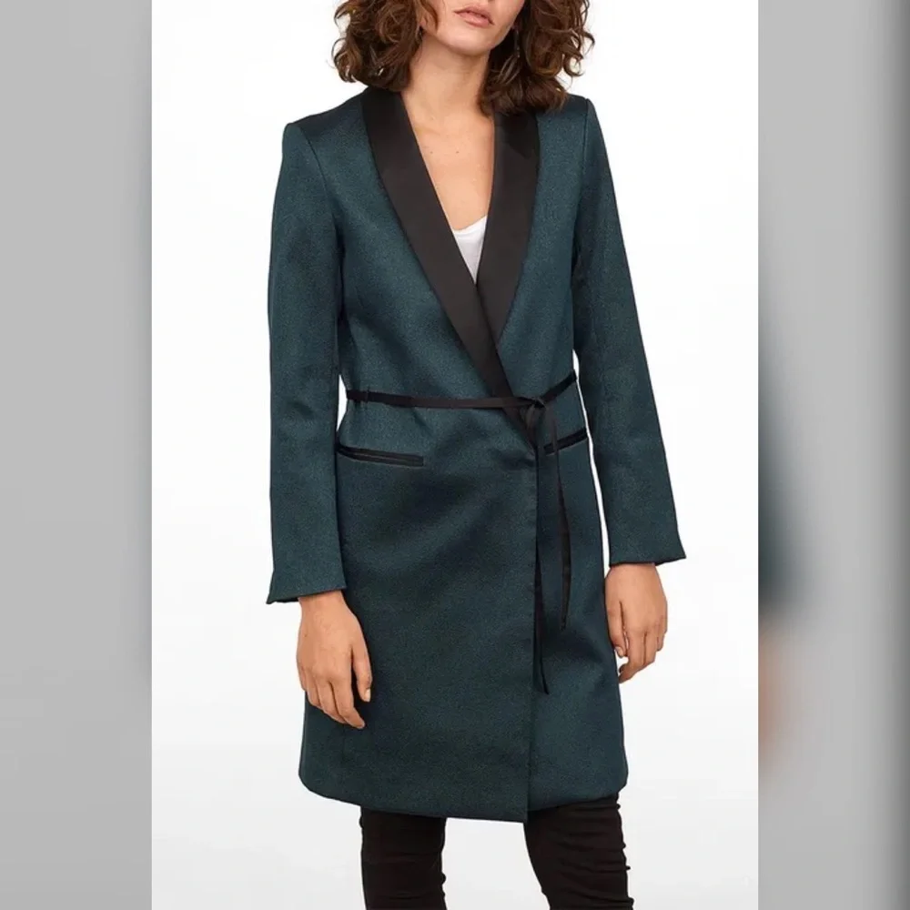 H&M Tuxedo-collared Coat - Picture 1 of 13